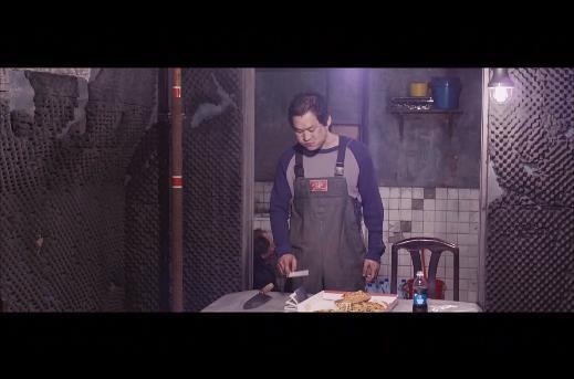 강산맨션 102호에는 살인마가 살고있다. ＜영화＞ 이웃사람 06 | 인스티즈