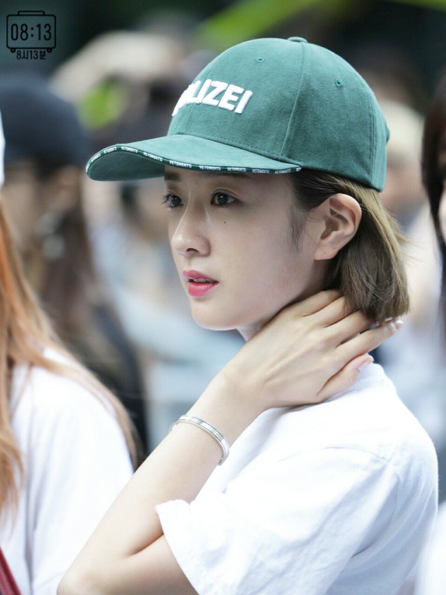 청초한 에이핑크 윤보미 | 인스티즈