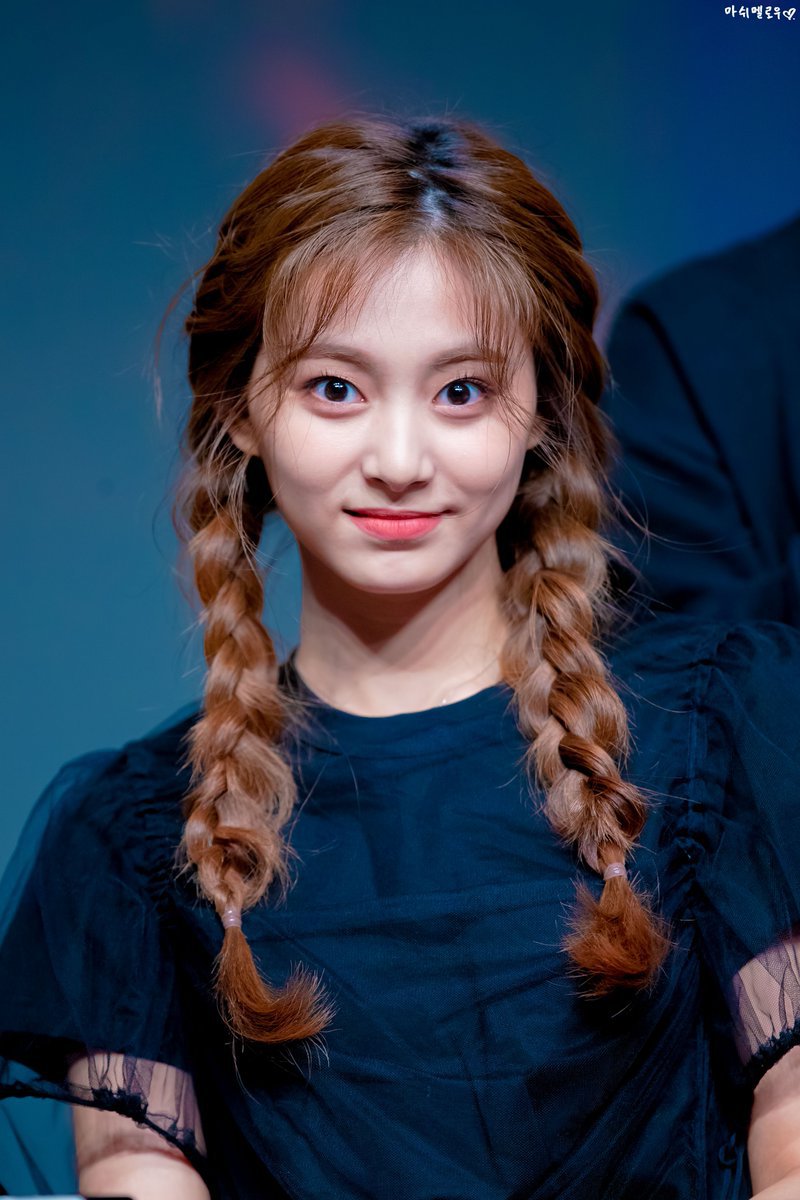머리묶은 쯔위.jpgif | 인스티즈