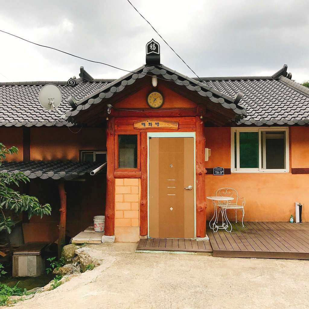 매화방 소개 - 매화방(방3, 욕실2, 거실, 부엌, 테라스) - 지리산 매화골 향기 황토펜션 매화방 소개